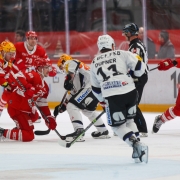 Hockey sur glace : Le LHC tombe à domicile devant Fribourg-Gottéron