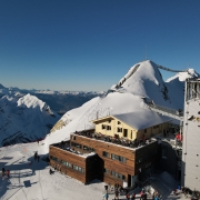 Glacier 3000 inaugure le plus haut Carnotzet du monde