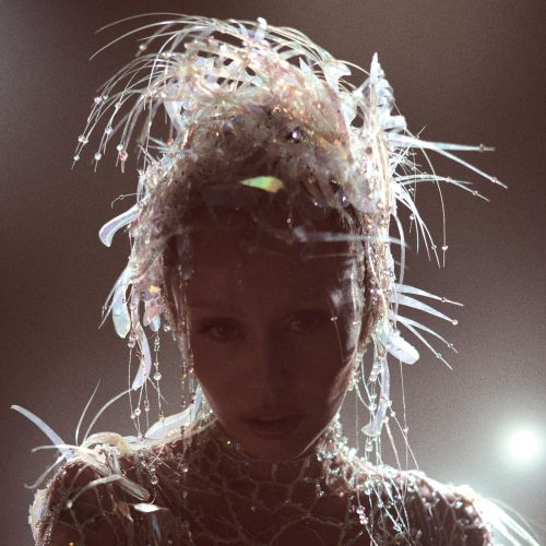 MILEY CYRUS - end of the world